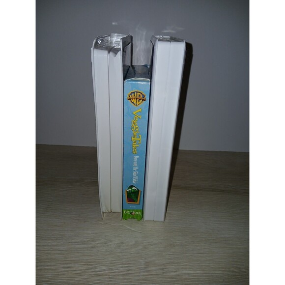 Lot Of 3 Veggie Tales VHS Tapes Jonah, Dave & The Giant Pickle & An Easter Carol - Picture 4 of 16